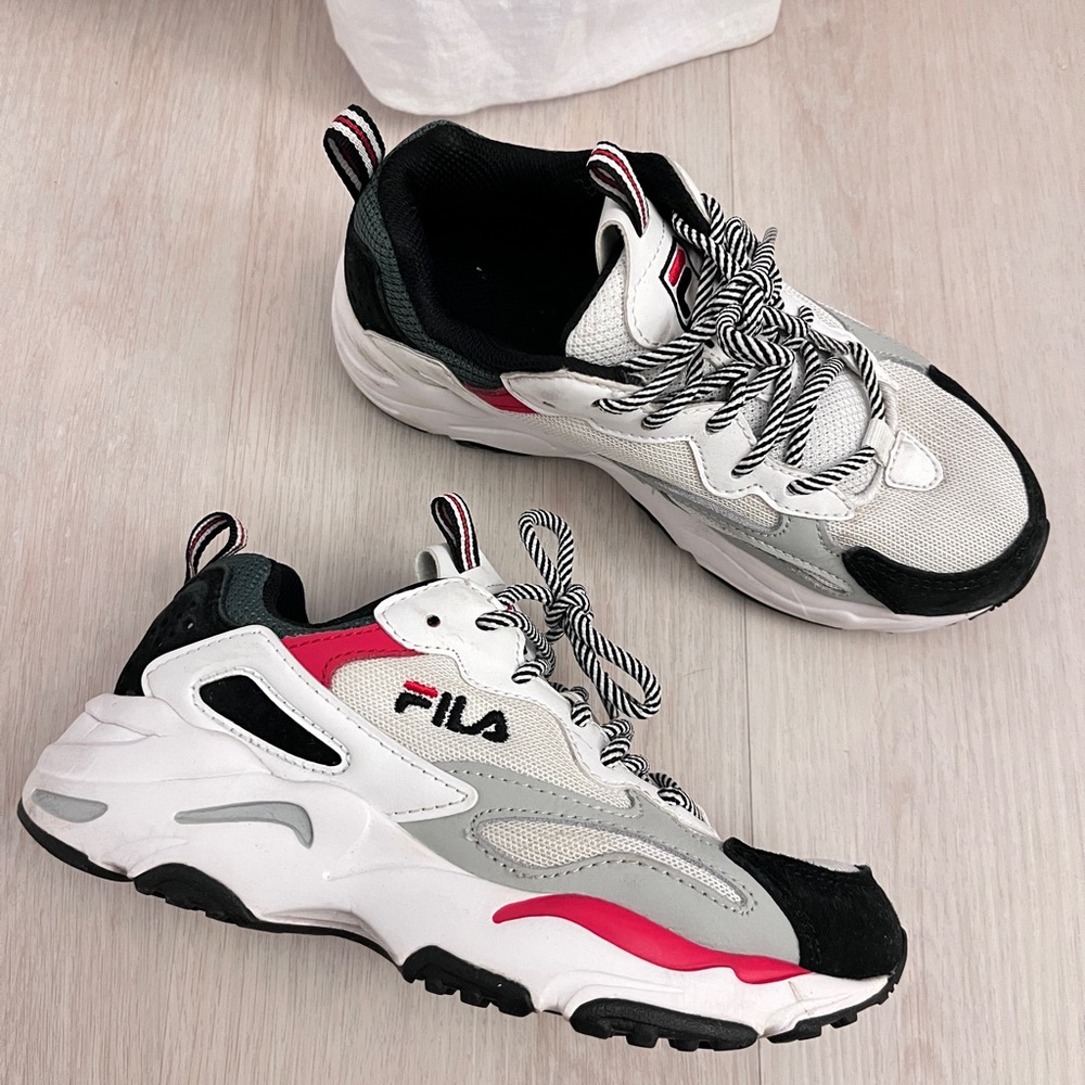 Fila Ray Tracer Athletic Sneaker